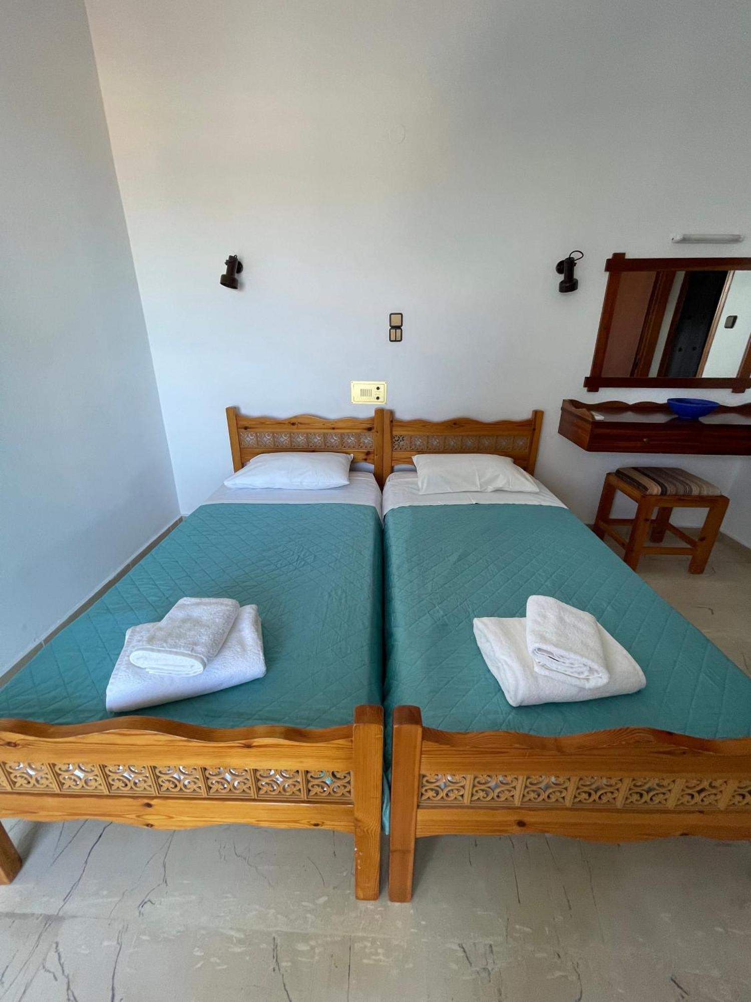 Aeolos Apartments Kolimvarion Bagian luar foto