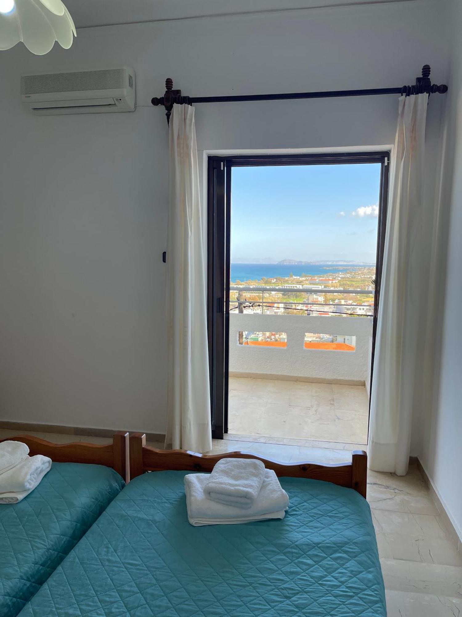 Aeolos Apartments Kolimvarion Bagian luar foto