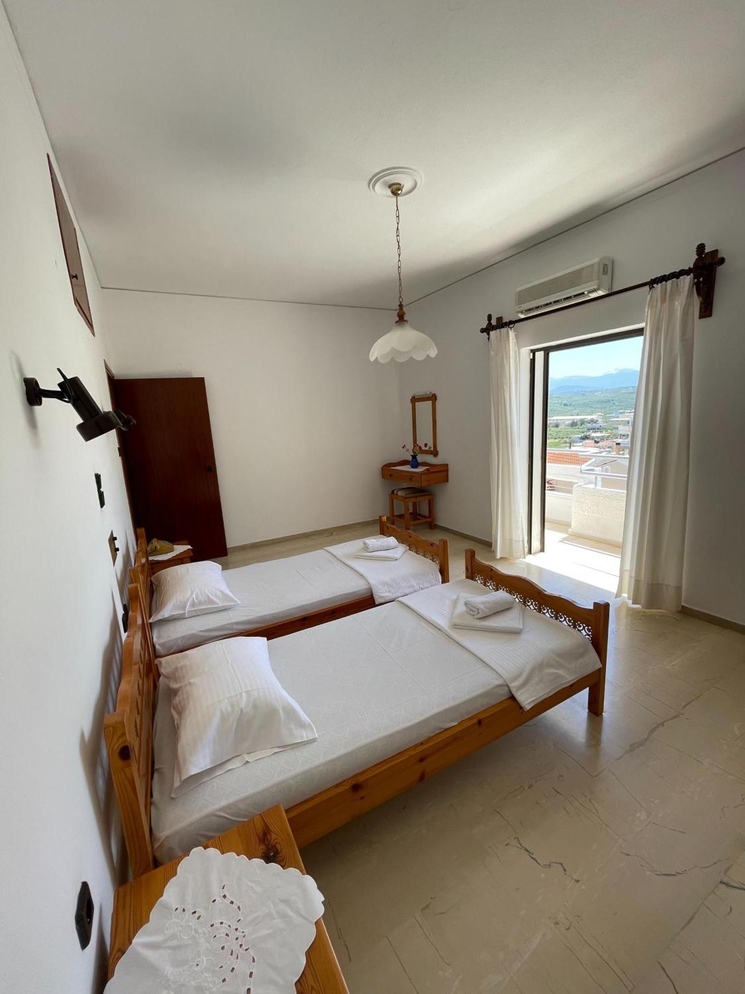 Aeolos Apartments Kolimvarion Bagian luar foto
