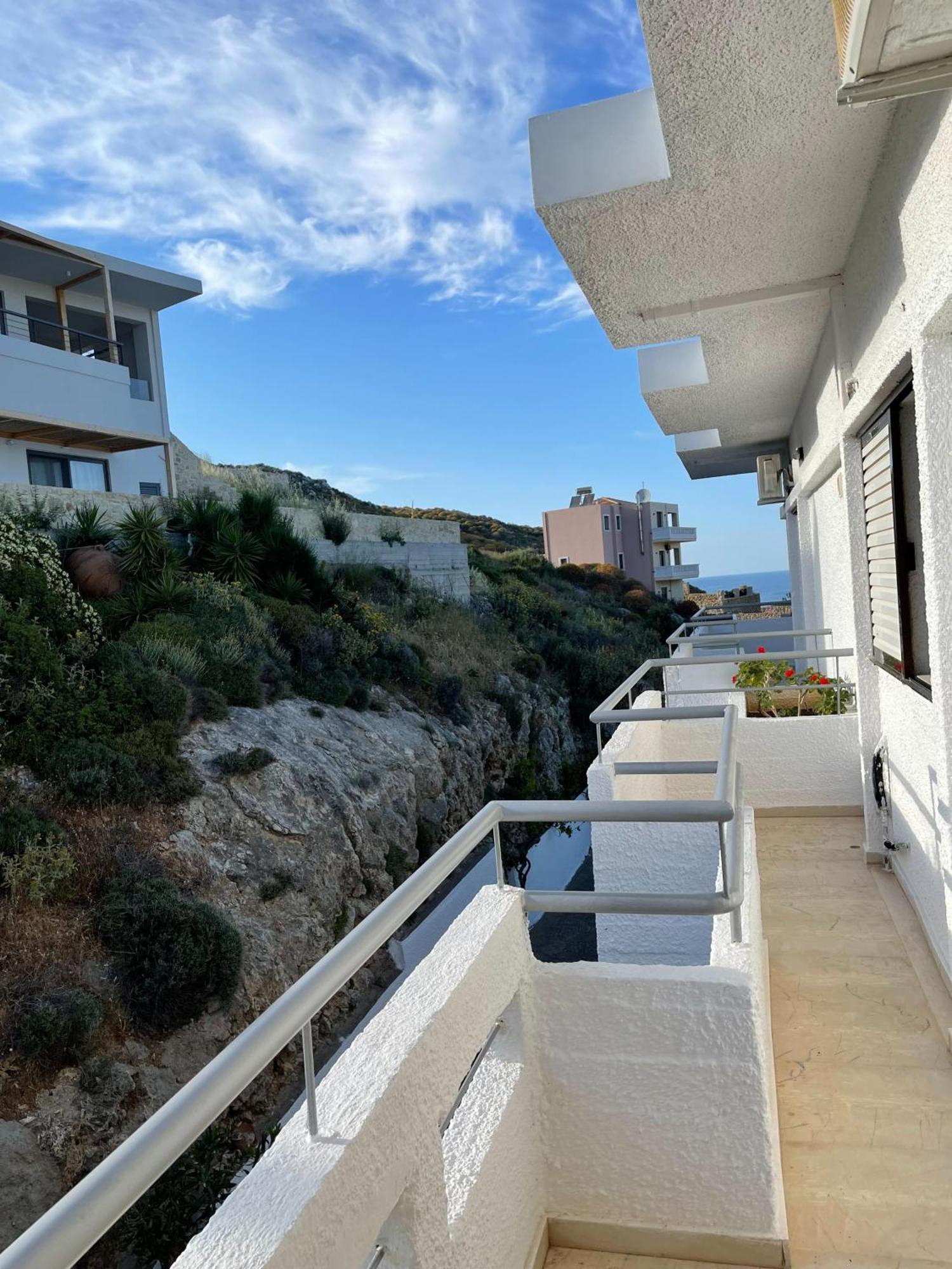 Aeolos Apartments Kolimvarion Bagian luar foto