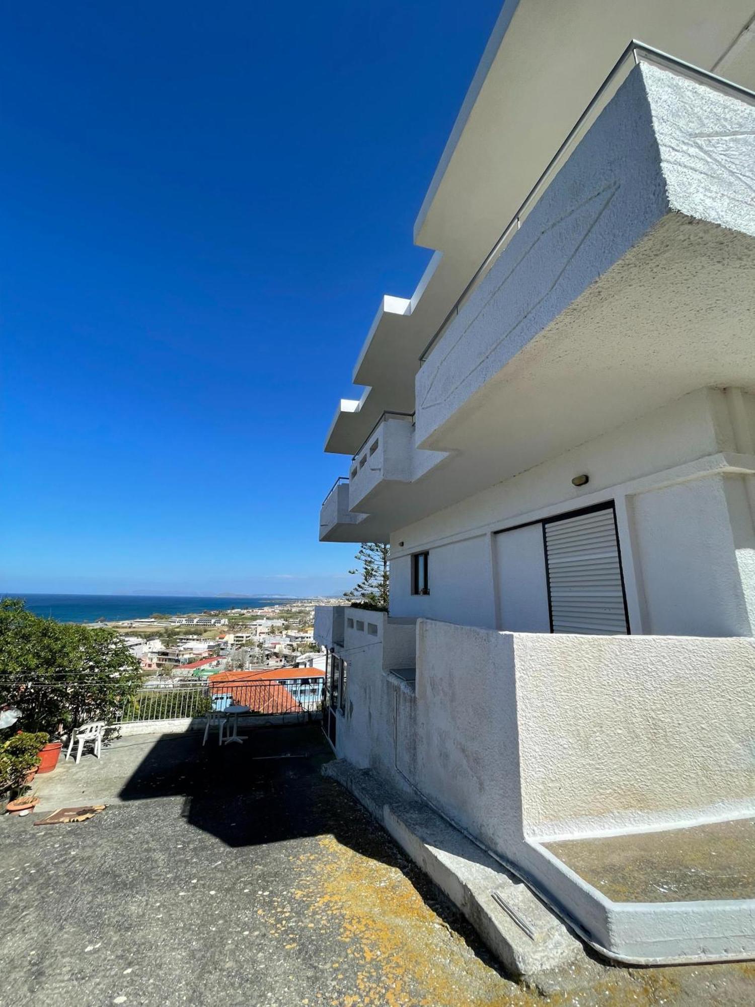Aeolos Apartments Kolimvarion Bagian luar foto