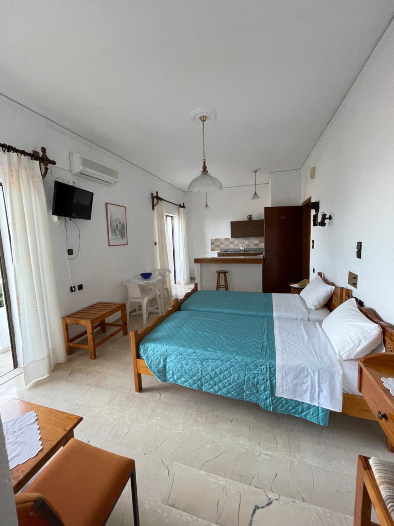 Aeolos Apartments Kolimvarion Bagian luar foto