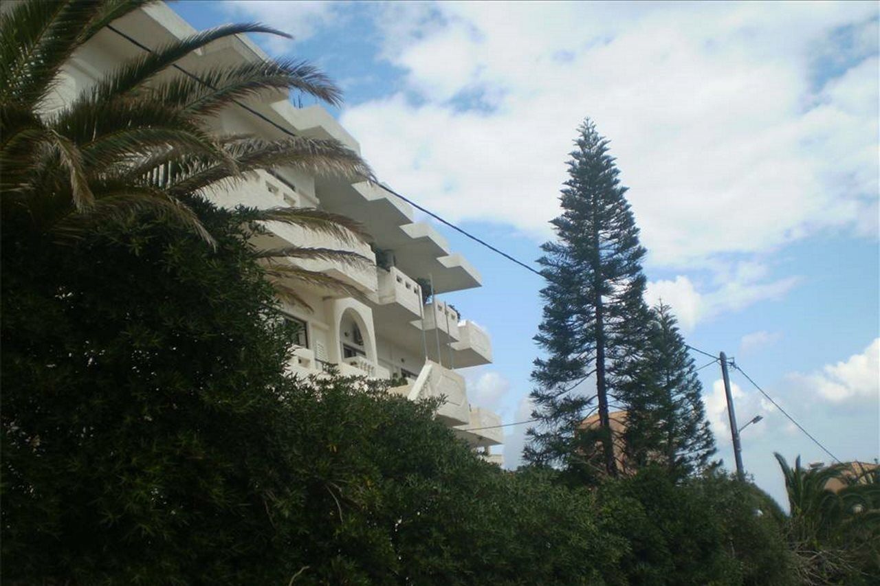 Aeolos Apartments Kolimvarion Bagian luar foto
